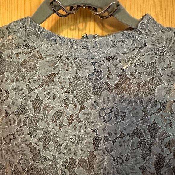 Lace Peplum Blouse with Peplum Sleeves With Attached Camisole Size Large - Picture 3 of 7